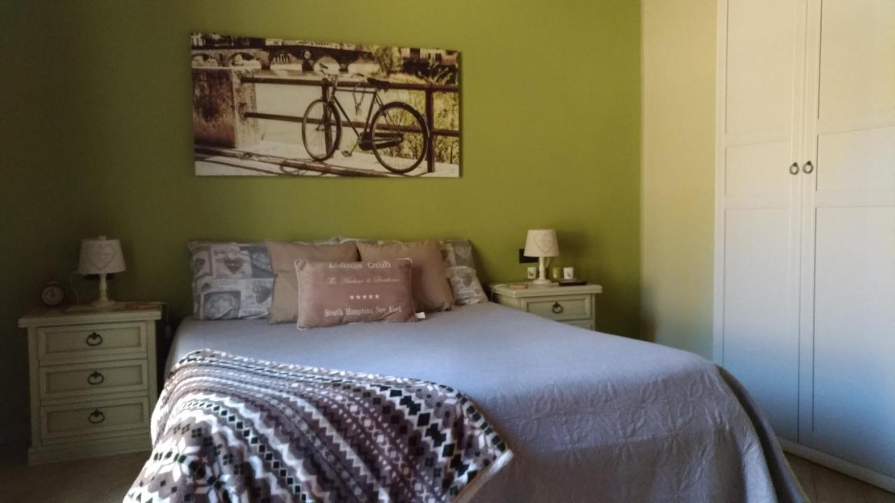 B & B La Casa di Nuvola Cantu Bagian luar foto
