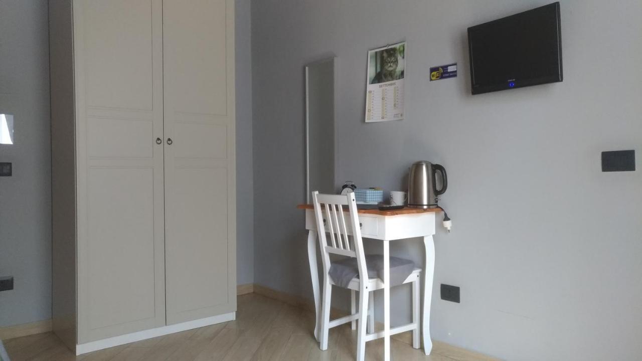 B & B La Casa di Nuvola Cantu Bagian luar foto