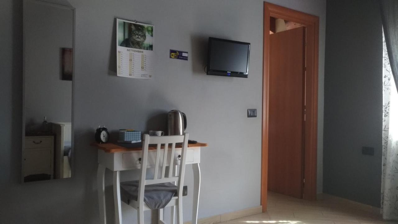 B & B La Casa di Nuvola Cantu Bagian luar foto